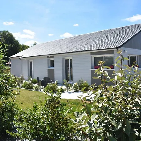 D'hotes De L'orval Bed & Breakfast *