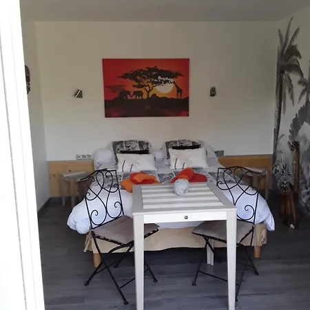 D'hotes De L'orval Bed & Breakfast Thiergeville