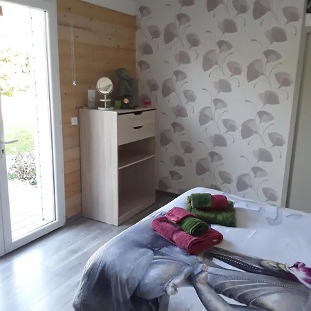 D'hotes De L'orval Bed & Breakfast *