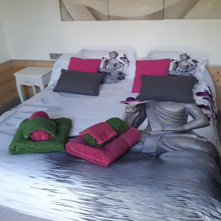 D'hotes De L'orval Bed & Breakfast Thiergeville