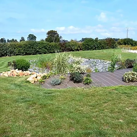D'hotes De L'orval Bed & Breakfast