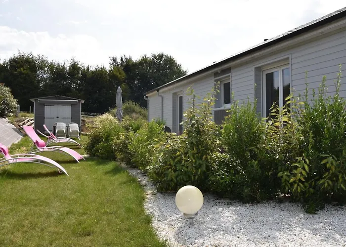 D'hotes De L'orval Bed & Breakfast